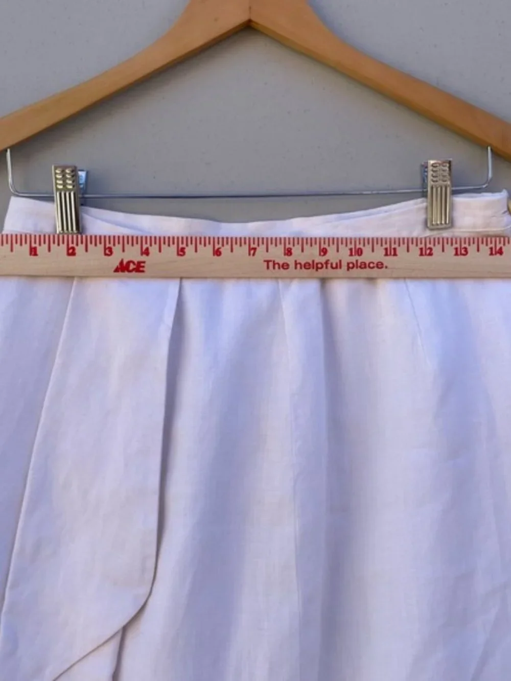 Vintage Giorgio Armani Le Collezioni Ivory Linen Wrap Skirt